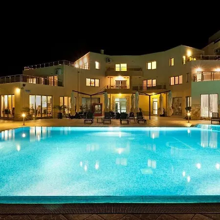 Cozy Sea View - Pool, Gym & Parking Апартамент *
